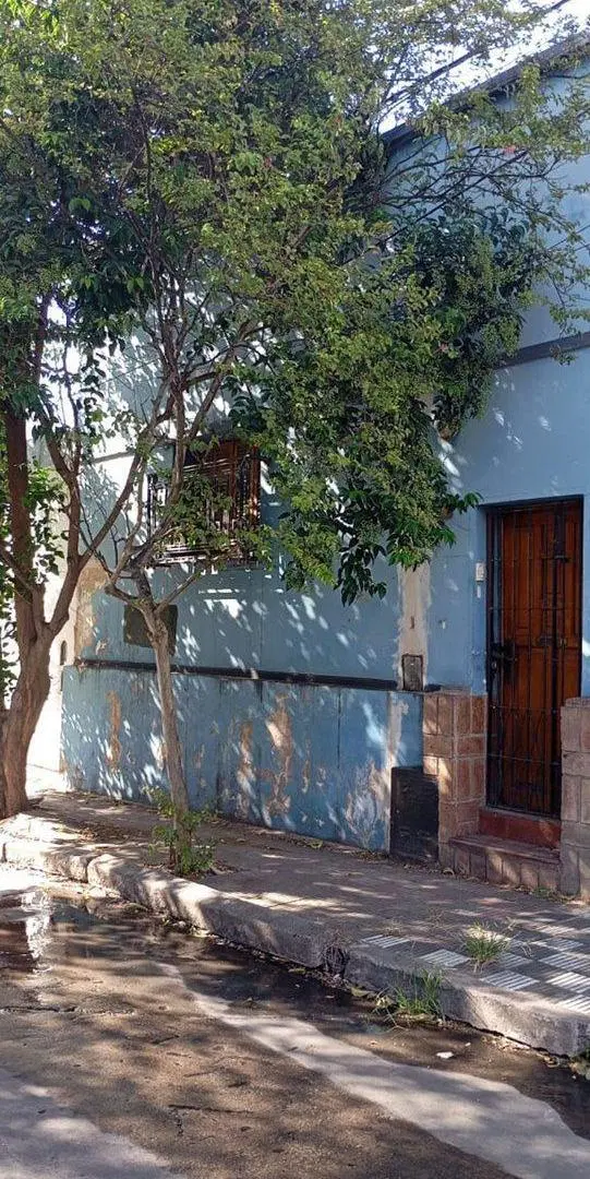 VENTA CASA 3 DORM BARRIO GUEMES 2