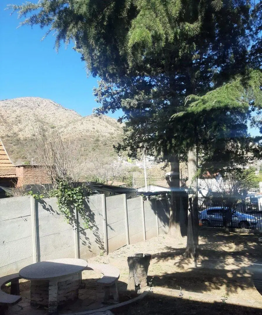 VENTA CASA 2 DORM MAS CABAÑA 1 DORM CARLOS PAZ 4