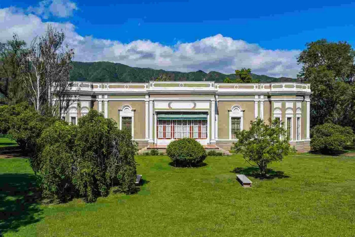 VENTA CASONA Y 17 HAS COSTA AL LAGO SOBRE RUTA 38 2