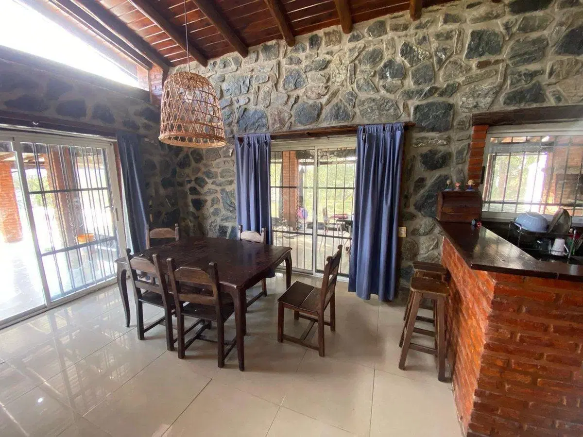 VENTA CASA EN COSQUIN DE 2 DORM CON PILETA 2