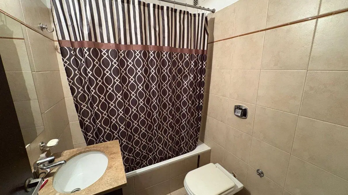 VENTA DEPARTAMENTO DOS DORM. CON COCHERA NVA. CBA. 5
