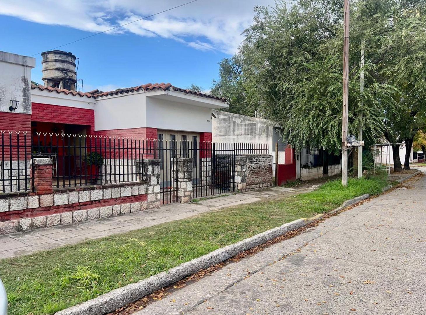 VENTA 2 CASAS 1 DEPARTAMENTO  LA CALERA