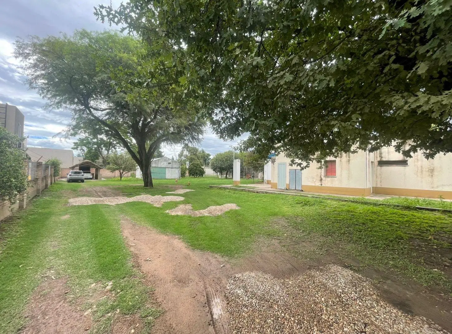 VENTA GRAN LOTE APTO HOUSING ARGUELLO 5