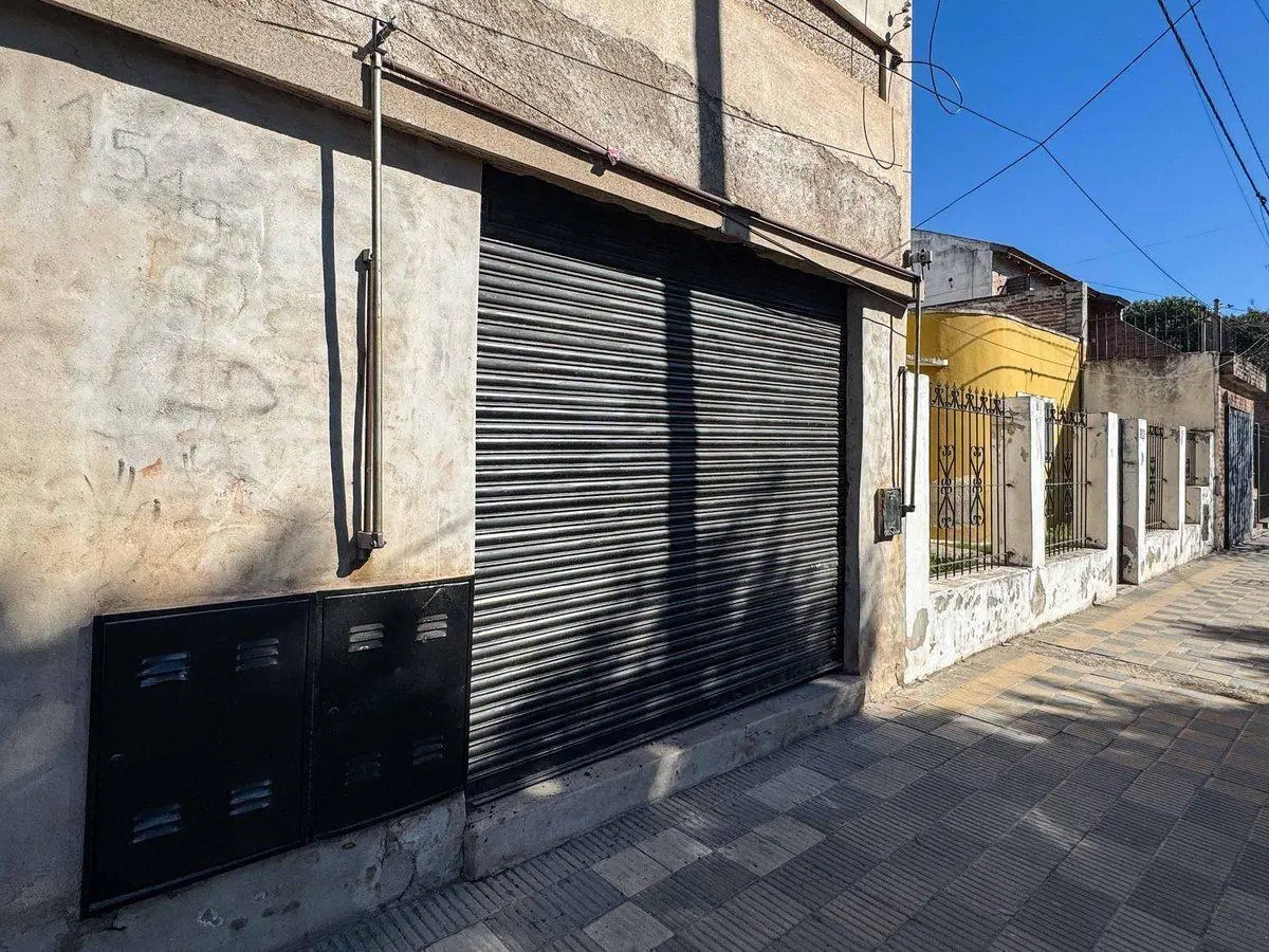VENTA AMPLIA CASA 5 DORM + LOCAL B LOS PARAISOS 3