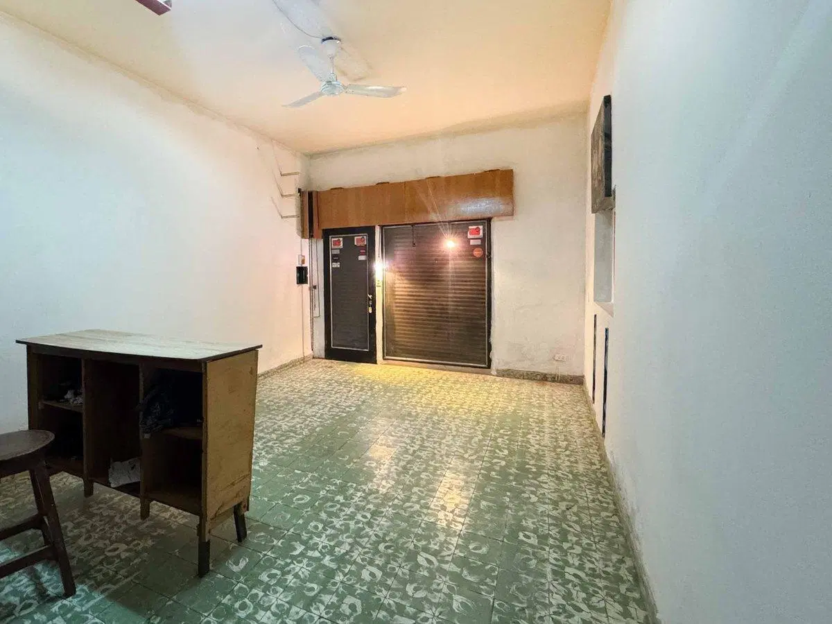 VENTA AMPLIA CASA 5 DORM + LOCAL B LOS PARAISOS 4