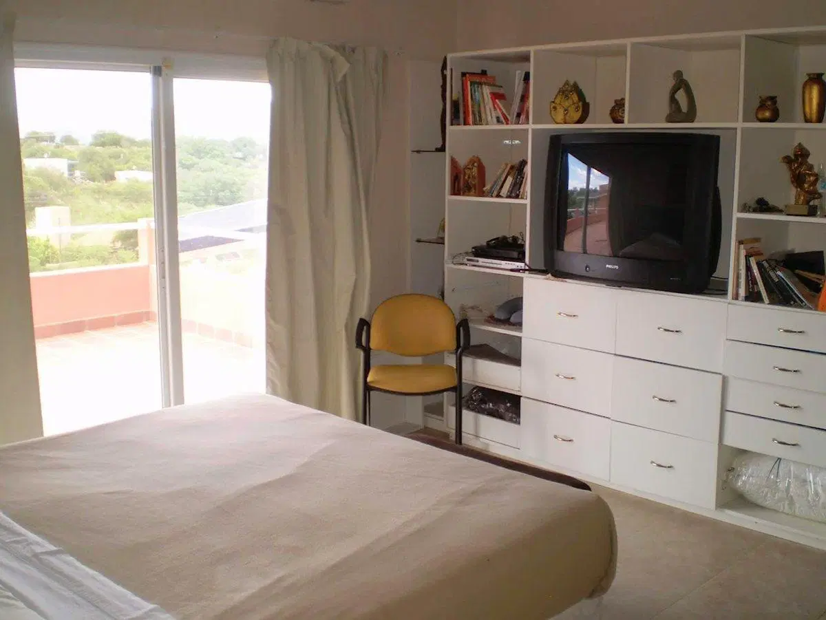 VENTA CASA 3 DORMITORIOS PILETA VILLA DEL LAGO 5