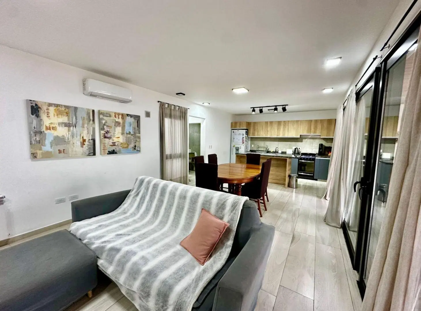 VENTA CASA DOCTA 4 DORMI, 1 EN PLANTA BAJA 4