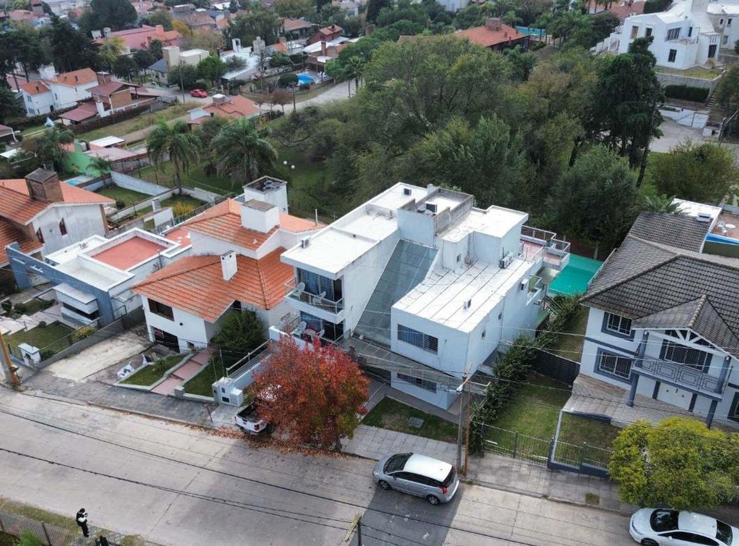 VENTA CASA O APTA COMERCIAL 11 HAB CARLOS PAZ