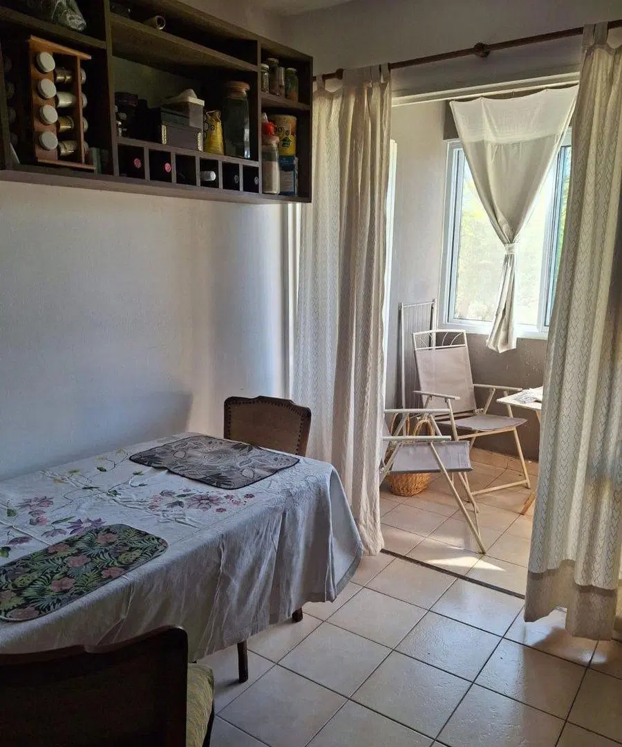 VENTA DPTO. 2 DORM MAS ESCRITORIO B° GUEMES CBA 4