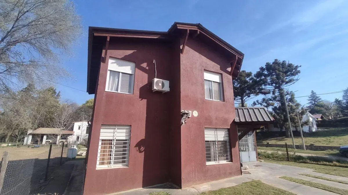 VENTA CASA 3 DORM CENTRO SANTA ROSA DE CALAMUCHITA 4