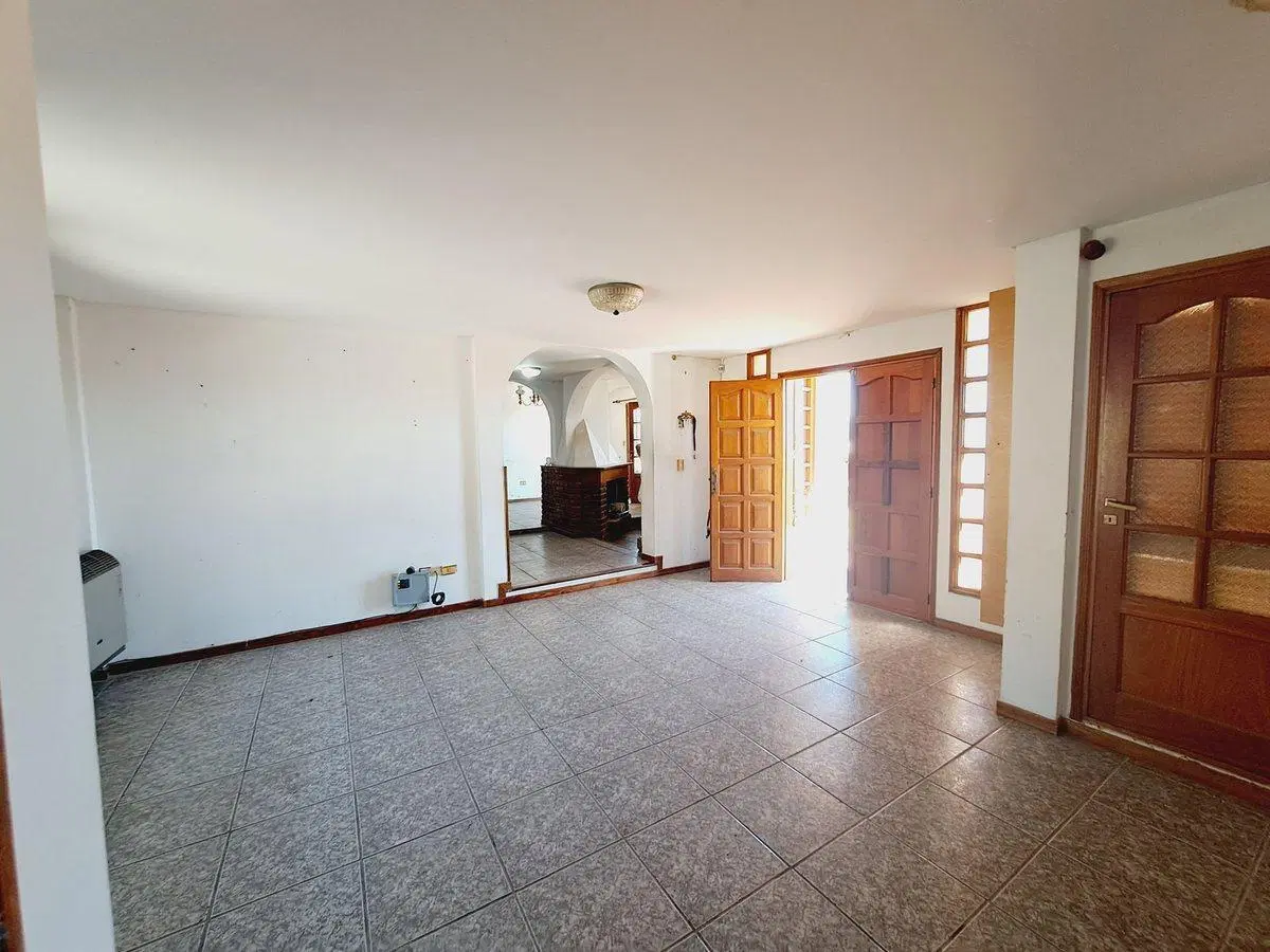 VENTA CASA 3 DORM CARLOZ PAZ EXC UBIC CON VISTAS 5