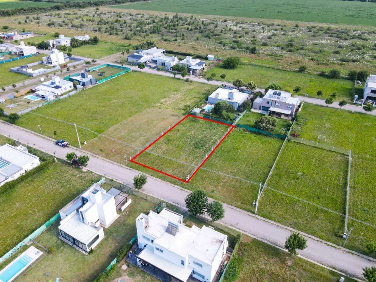 VENTA TERRENO 800 mts LA PAMPEANA 5