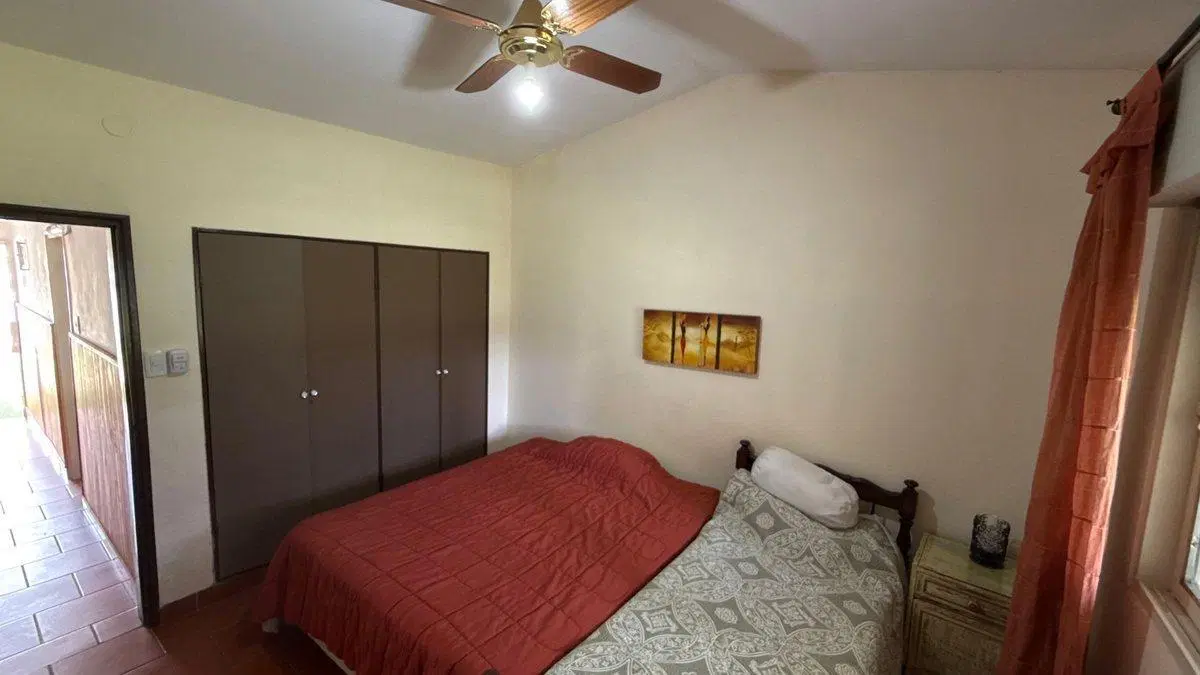VENTA CASA 2 DORMITORIOS CON PILETA RIO CEBALLOS 4