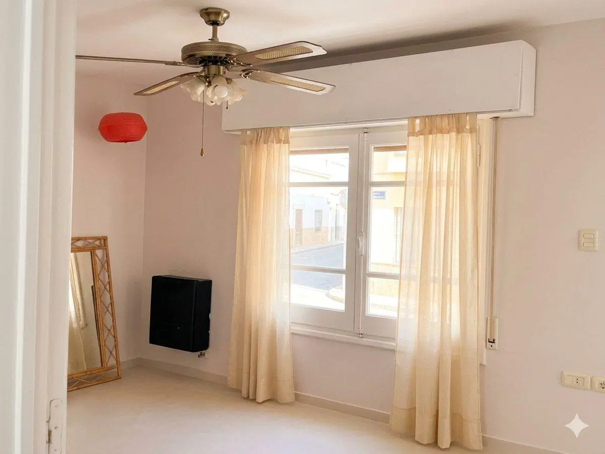 VENTA CASA 4 DORMITORIOS BARRIO JUNIORS- CORDOBA 3