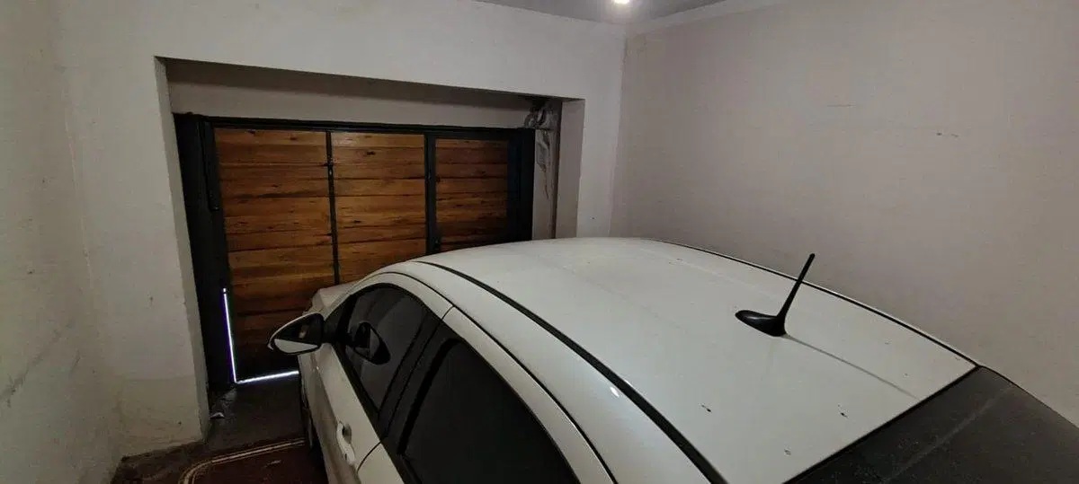 SE VENDE CASA EN BARRIO CRISOL 5