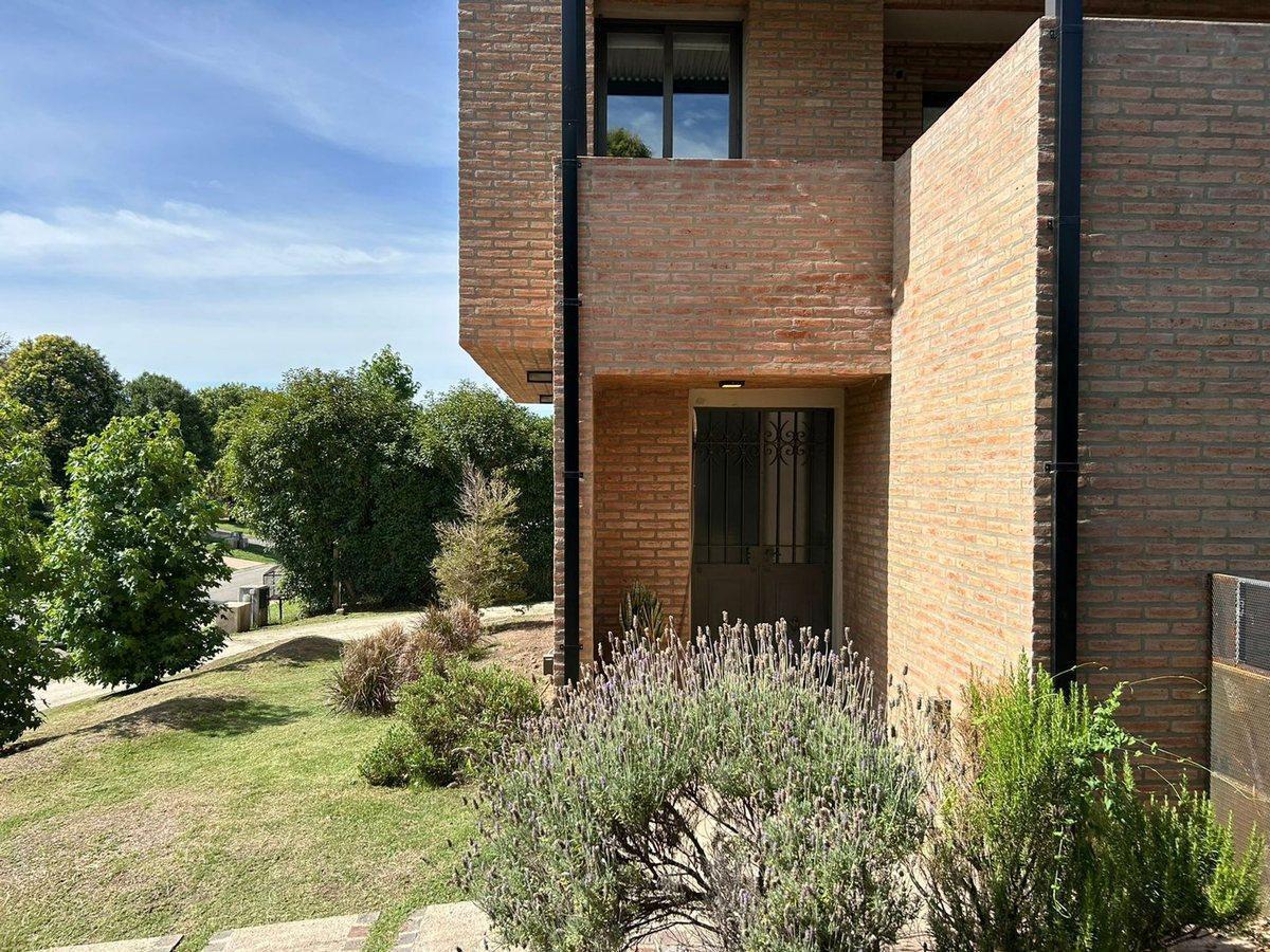 Foto de Venta Casa 3 Dorm Country La Serena Mendiolaza, imagen 1
