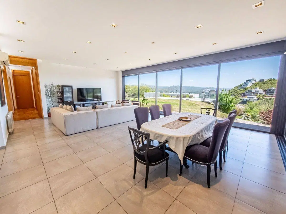 VENTA CASA 4 dormí COUNTRY LA CUESTA 4