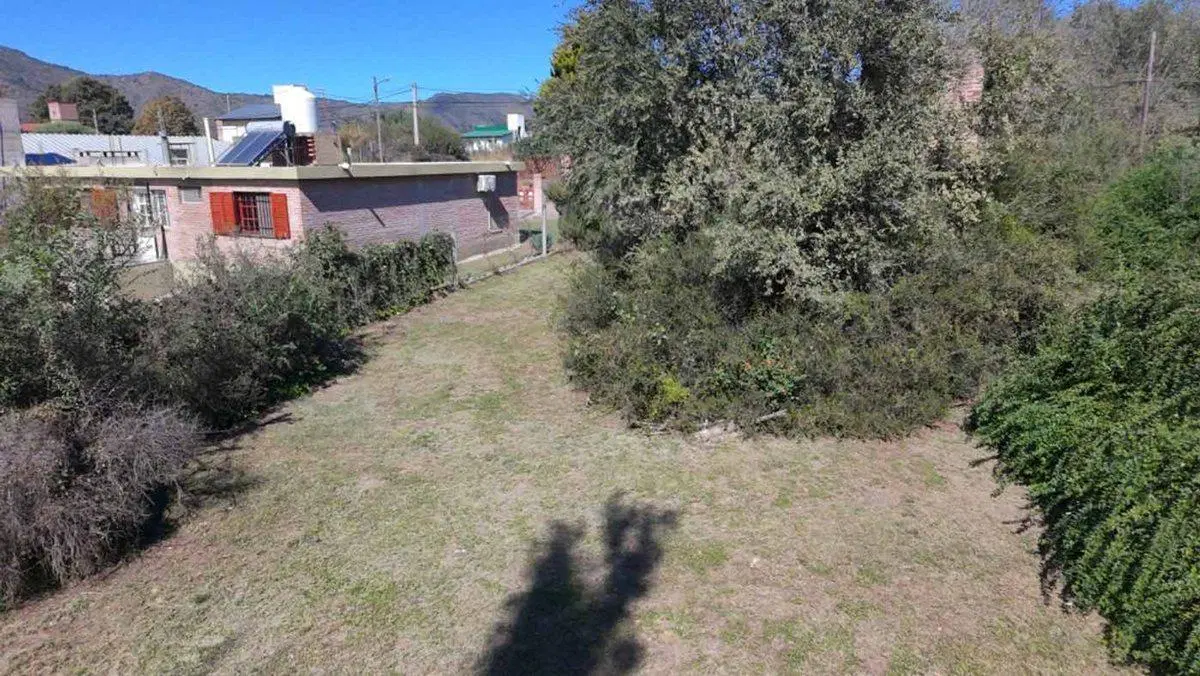 VENTA TERRENO CON MEJORAS SAN ANTONIO RÍO Y VISTA 8