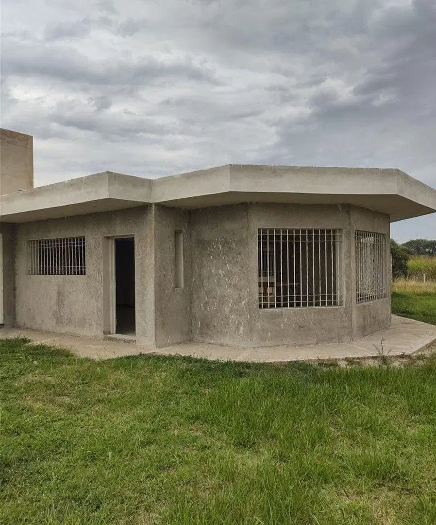 Venta Casa  con Lote 1 Hectárea  Ruta 19 4