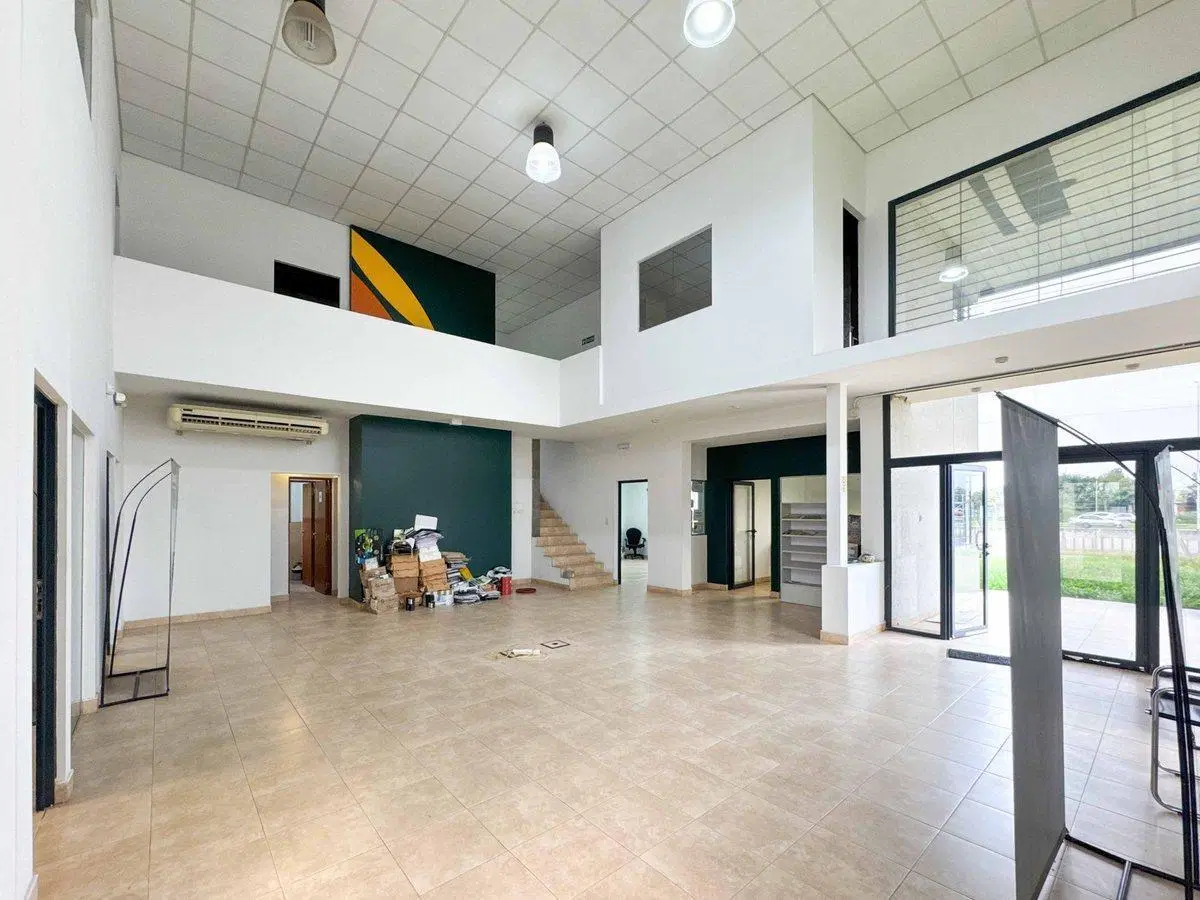 VENTA LOTE-GALPÓN-OFICINA SOBRE CIRCUNVALACIÓN 4