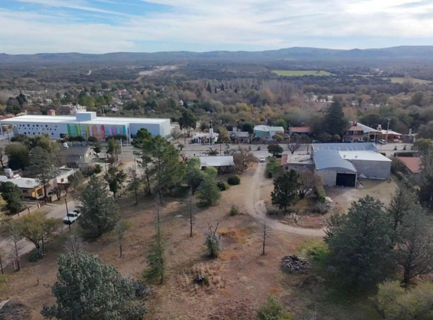 VENTA LOCAL DPTOS LOTES RUTA INGRESO MINA CLAVERO 3