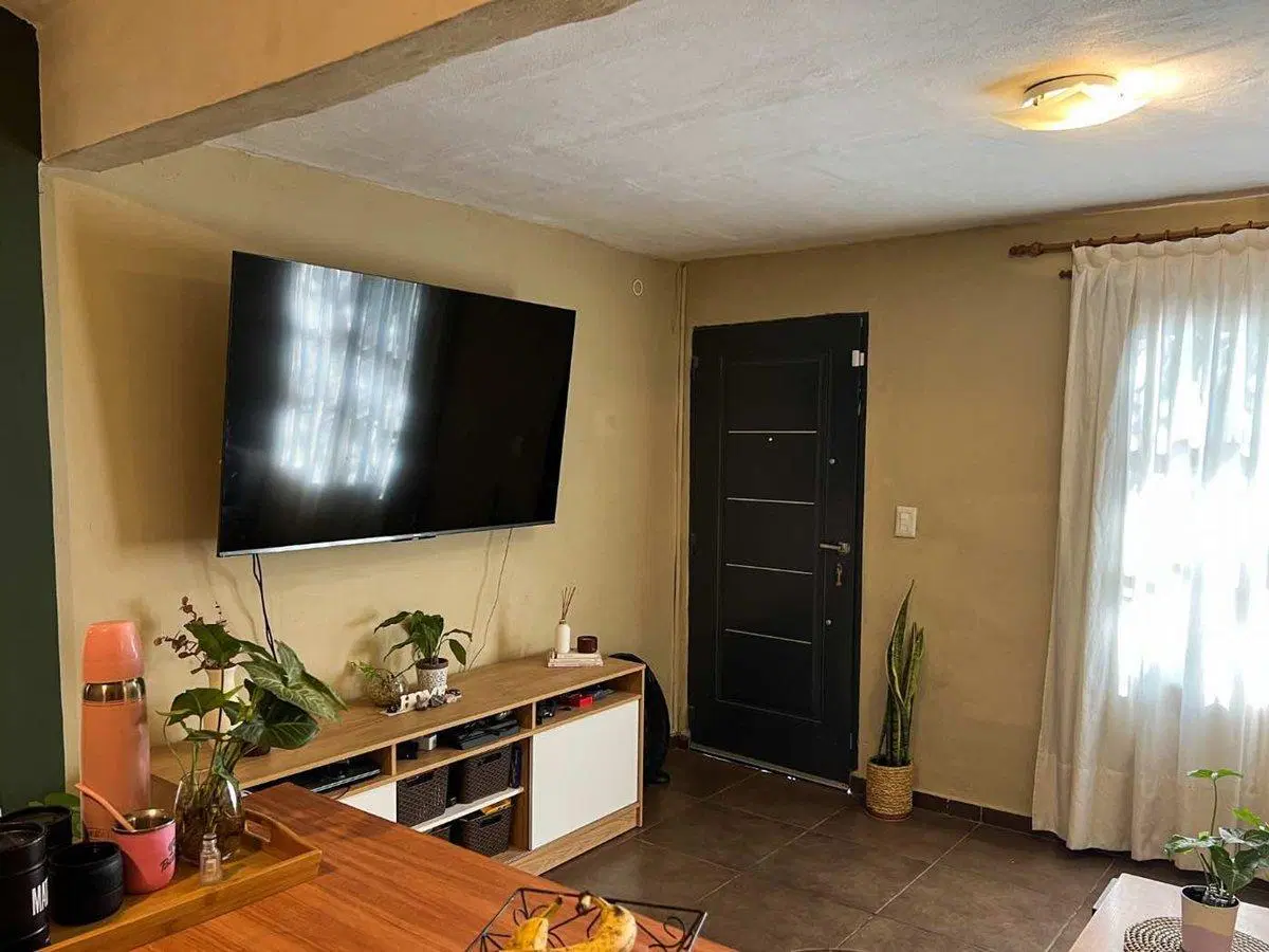 VENTA CASA 2 DORM Y ESCRITORIO SOLARES DE ARGÜELLO 8