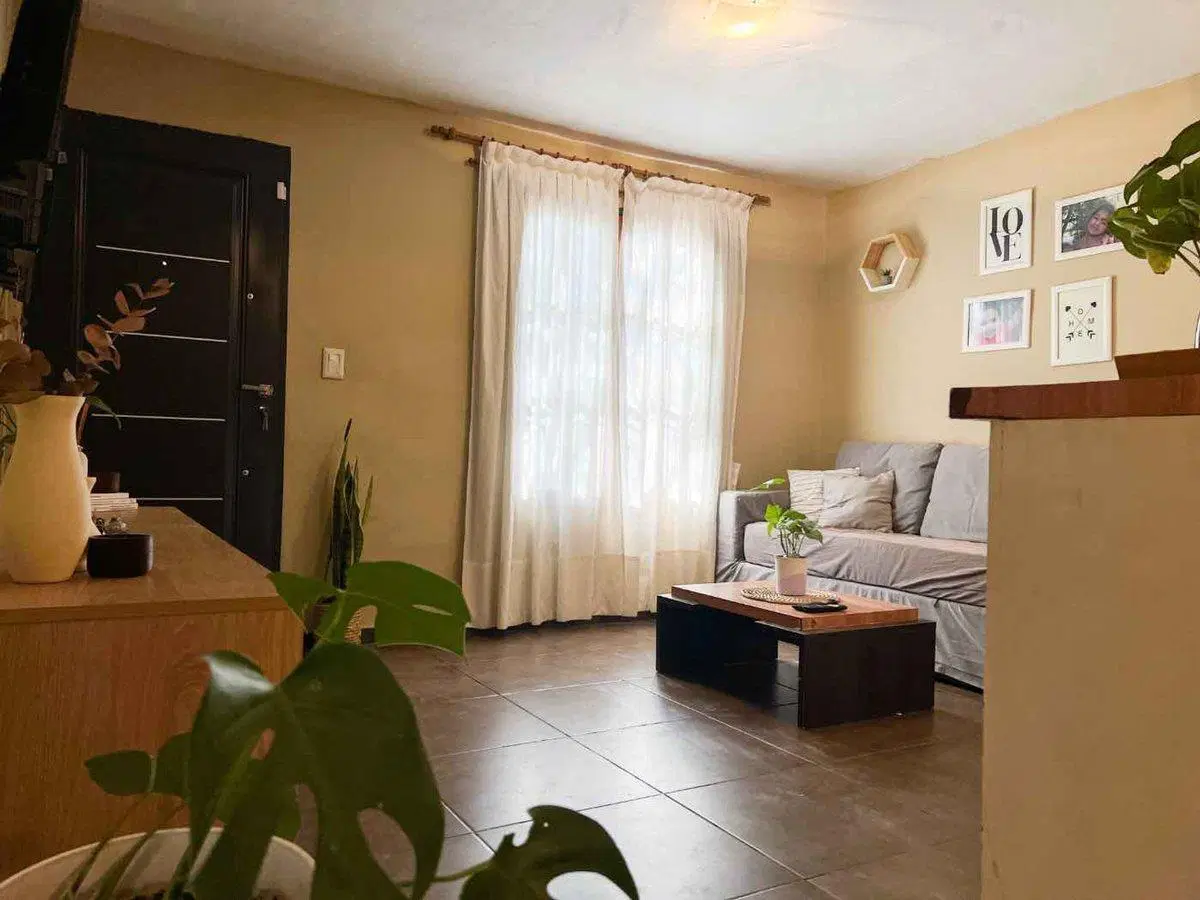 VENTA CASA 2 DORM Y ESCRITORIO SOLARES DE ARGÜELLO 5
