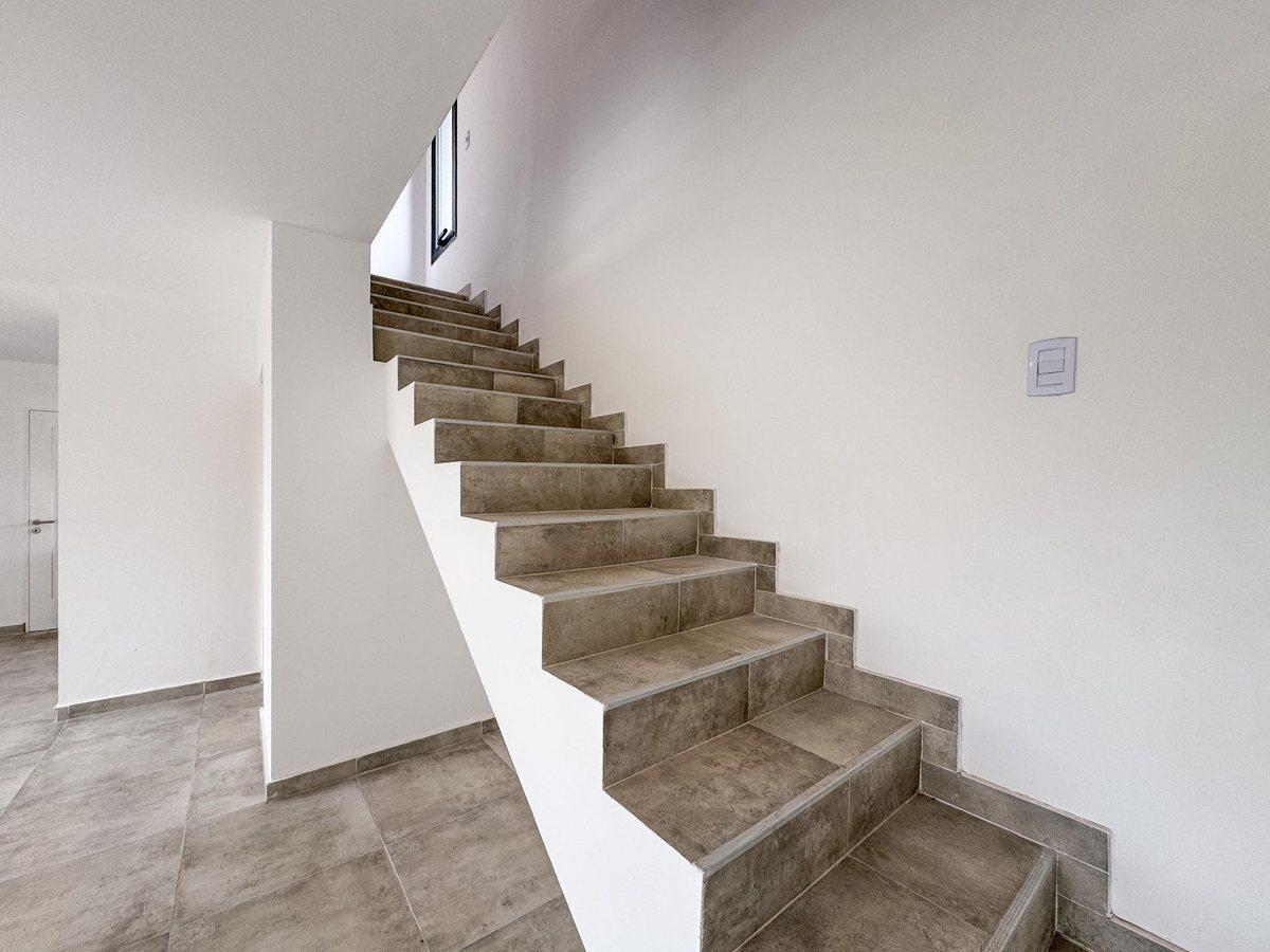 Foto de VENTA CASA DUPLEX PAMPAS DE MANANTIALES, imagen 5