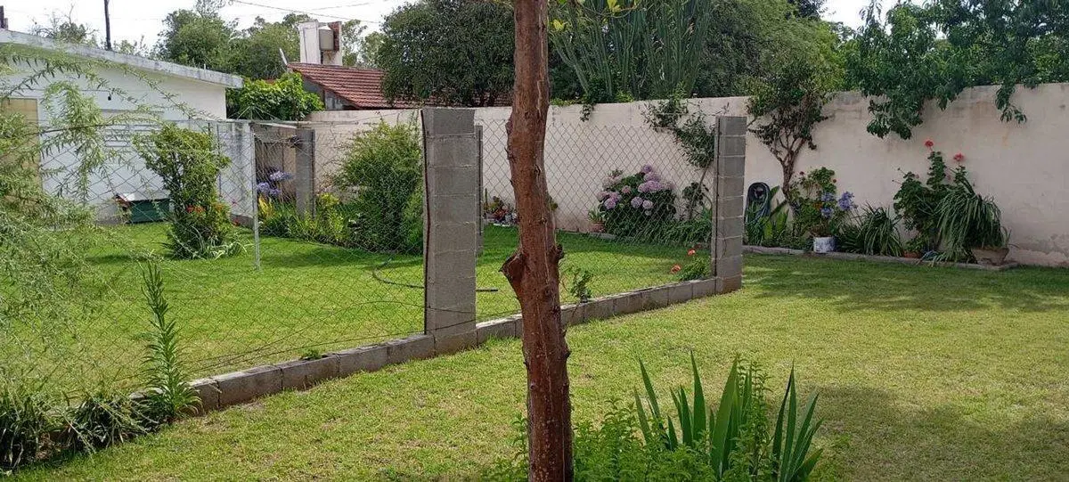 VENTA 2 CASAS  ARGUELLO  TERRENO  675 M2 3