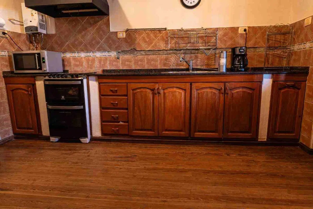 VENTA CASONA NOGAL HISTÓRICO CON BAJADA AL RIO 3