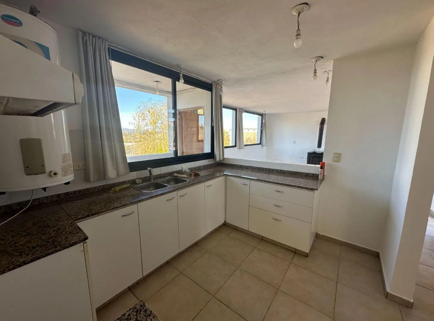 VENTA CASA ESTANCIA VIEJA 3 DORM 2 BAÑOS TERRAZA 3
