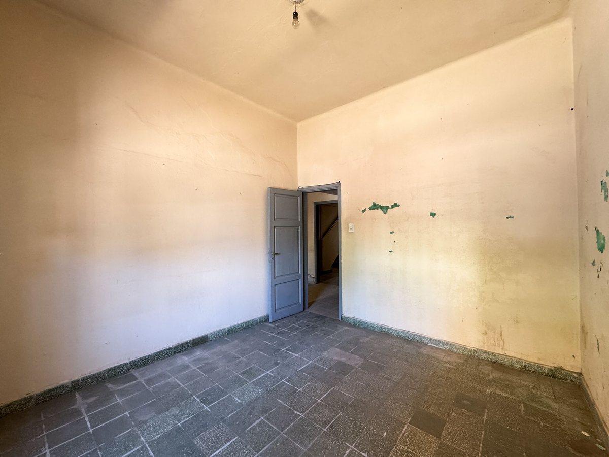 Foto de VENTA LOTE IDEAL INVERSOR BARRIO ALBERDI, imagen 5
