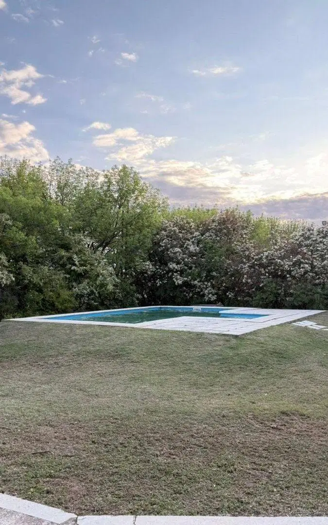 Venta Casa QUINTAS ITALIA III 4 dorm  con PILETA 4