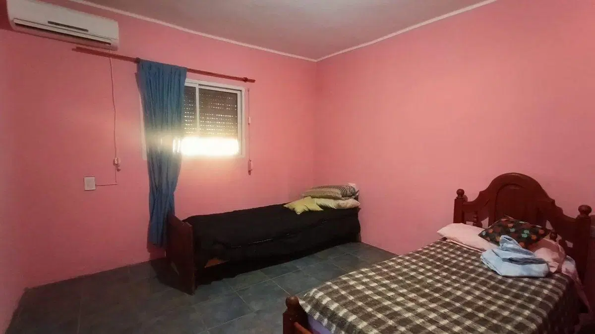 VENTA CASA DOS DORMITORIOS EN VILLA PARQUE SIQUIMA 5