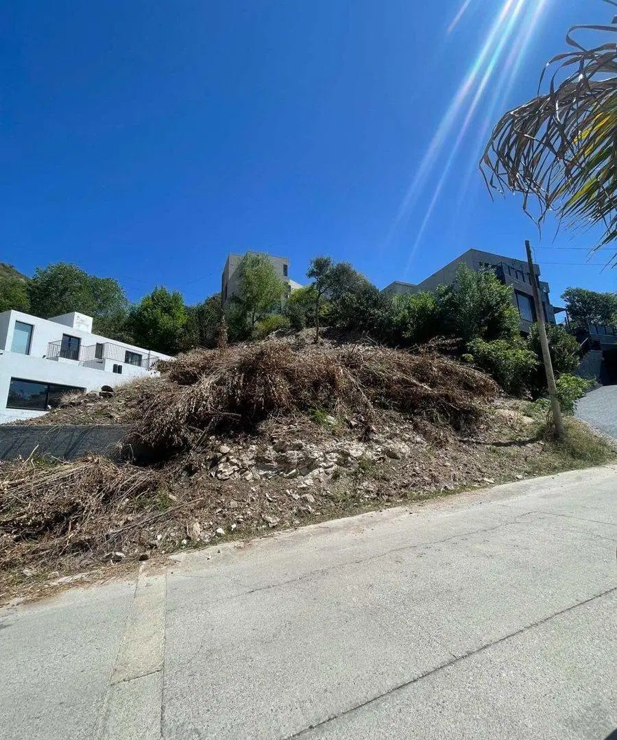 VENTA TERRENO EN BARRIO LA CUESTA CARLOS PAZ 2