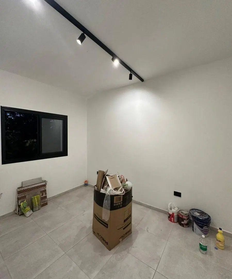 VENTA DEP. REFFACCIONADO A NUEVO CARLOS PAZ 3