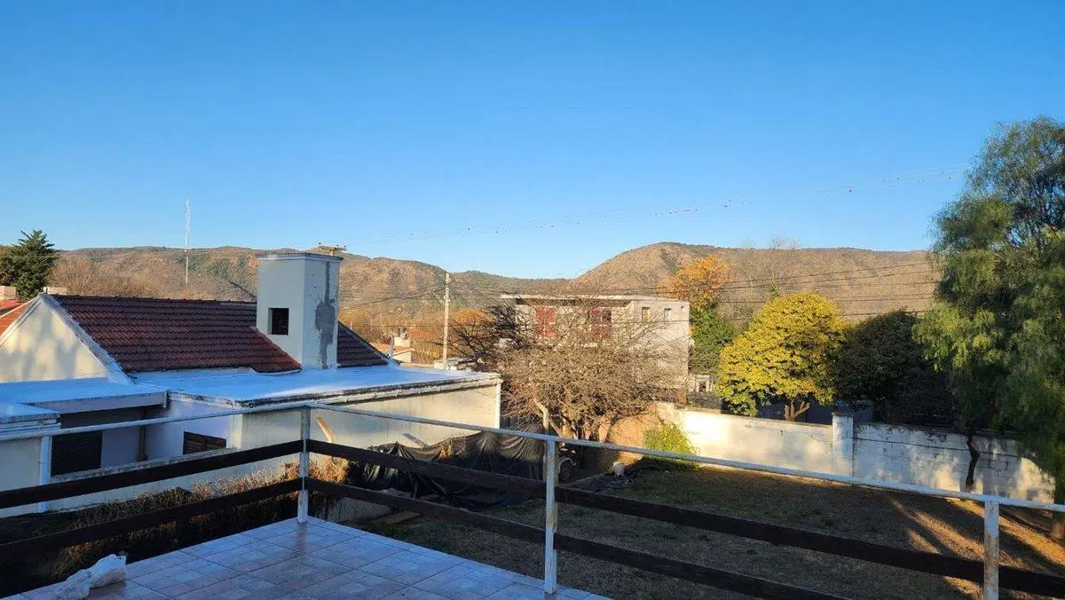 CASA EN PLAYAS DE ORO CON VISTAS A LAS SIERRAS 4