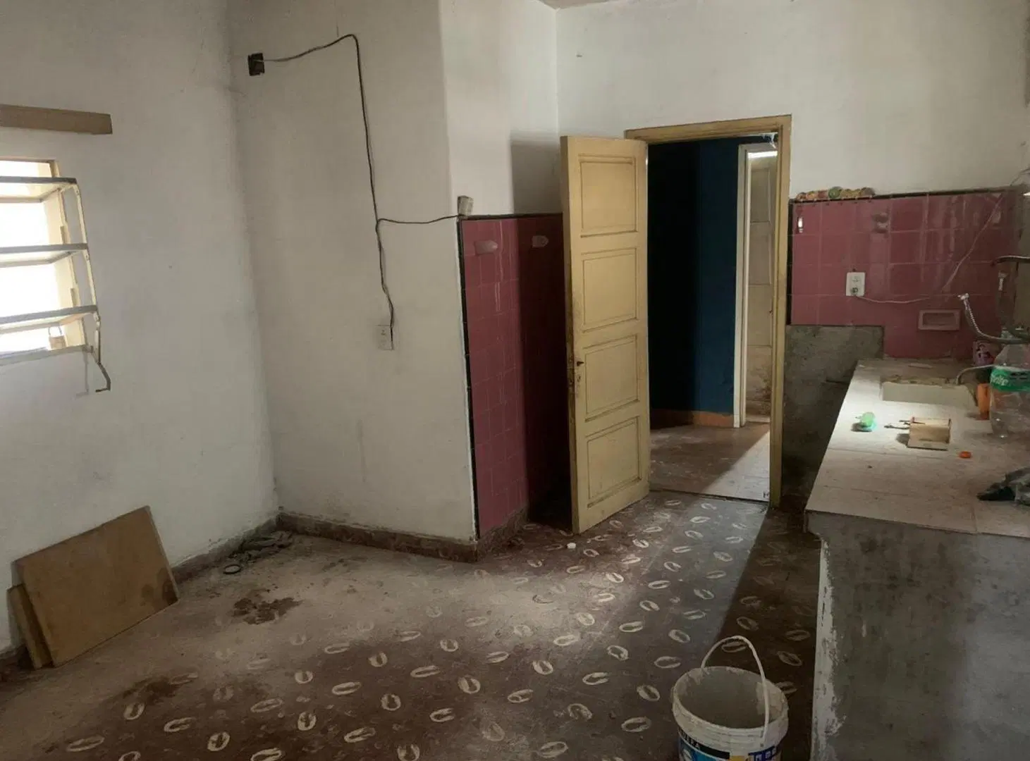CASA EN VENTA A REFACCIONAR EN CORDOBA 3