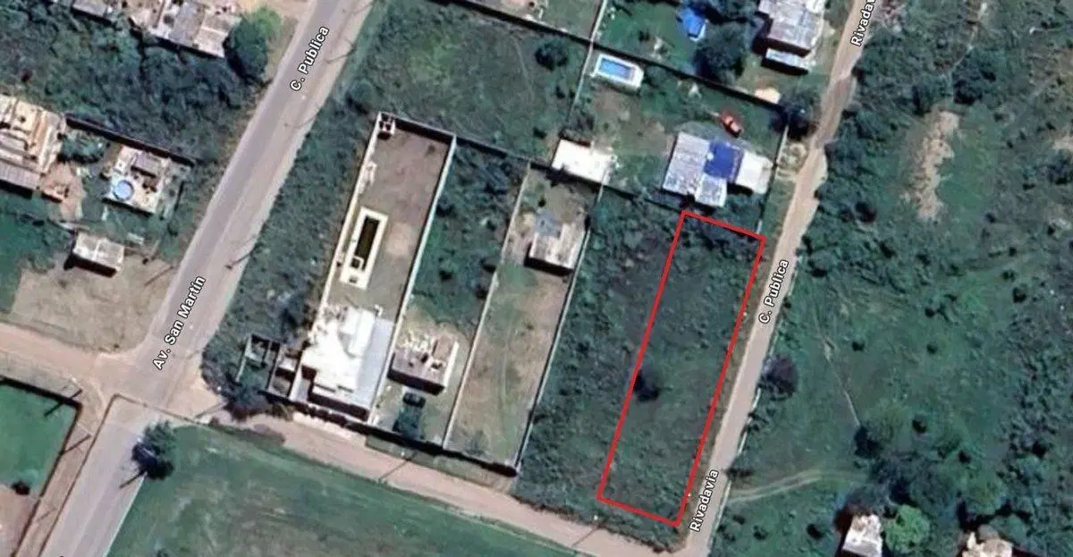 TERRENO esquina de 900m en Malvinas Argentinas 2