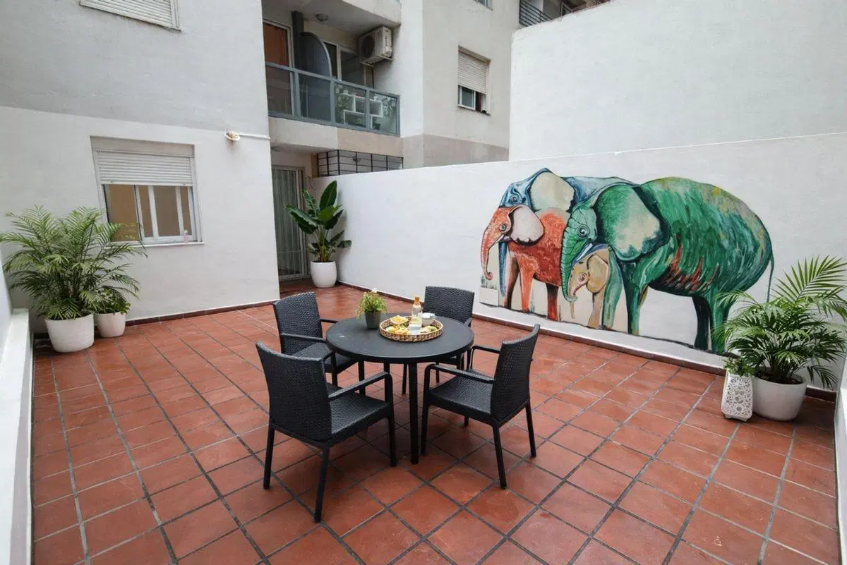 VENTA DEPTO NUEVA CORDOBA 1 DORM GRAN PATIO PB 5