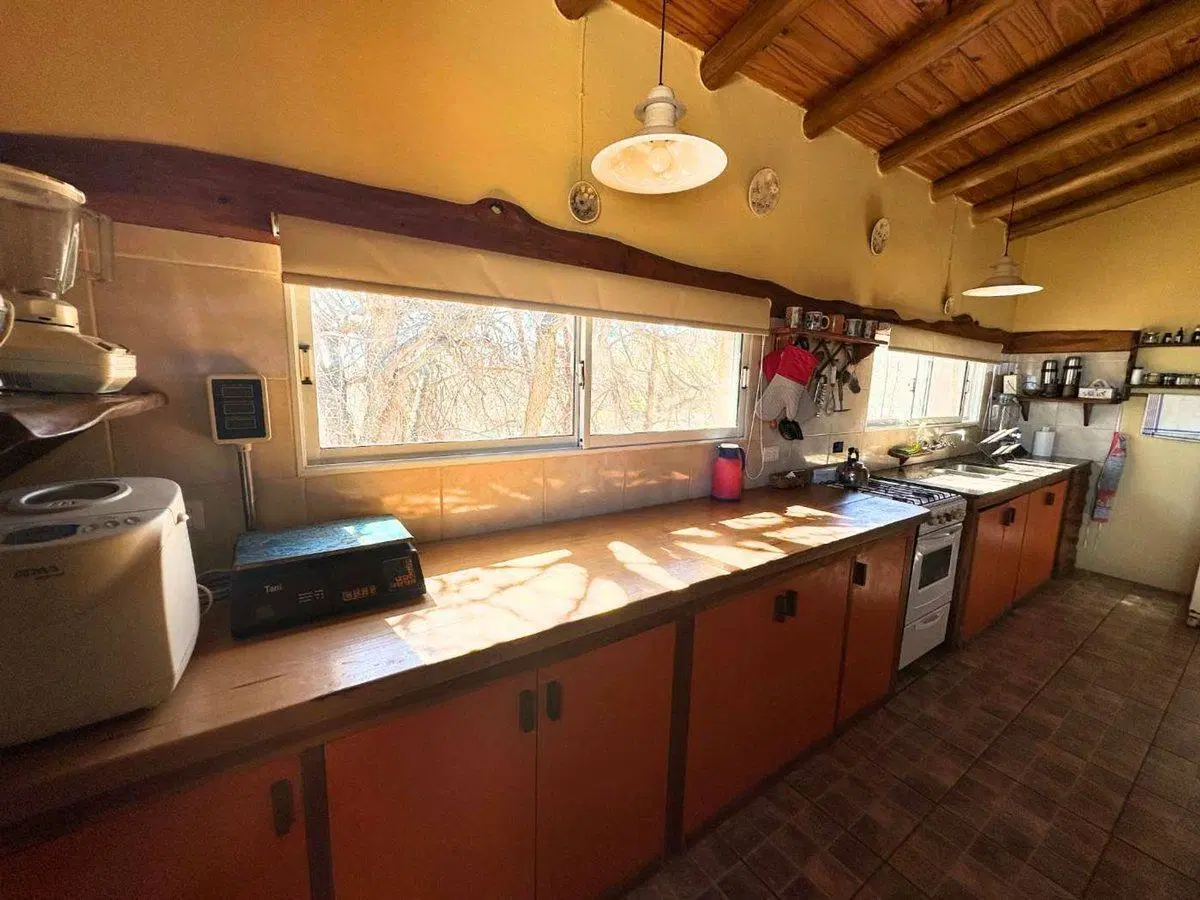 VENTA CASA QUINTA VILLA DE LAS ROSAS PILETA DPTOS 2