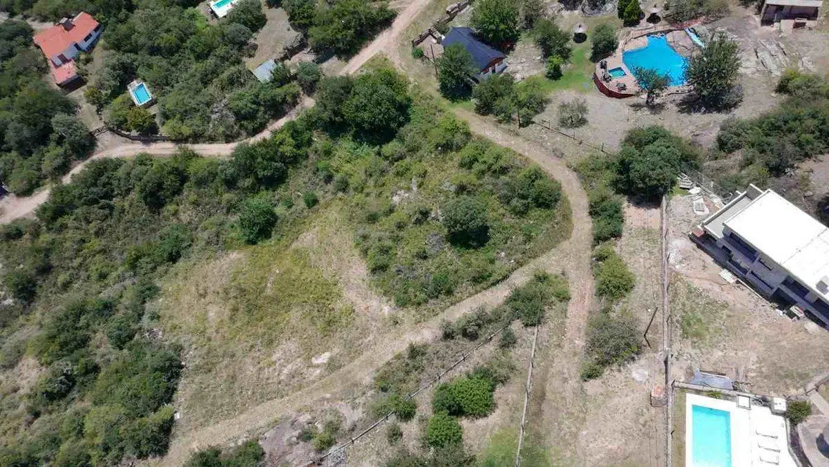 VENTA CASA 2 DORM CARLOS PAZ VILLA ERNESTINA 4