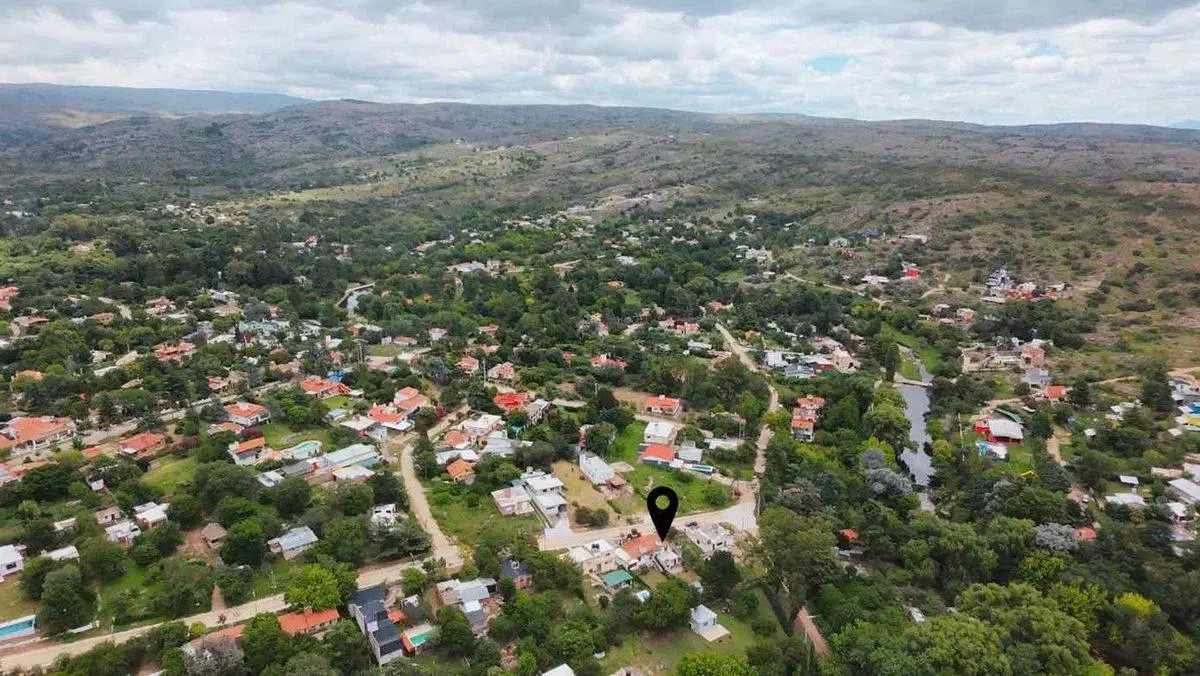 VENTA CASA TANTI 2 DORM PATIO PROXIMA AL RIO 5