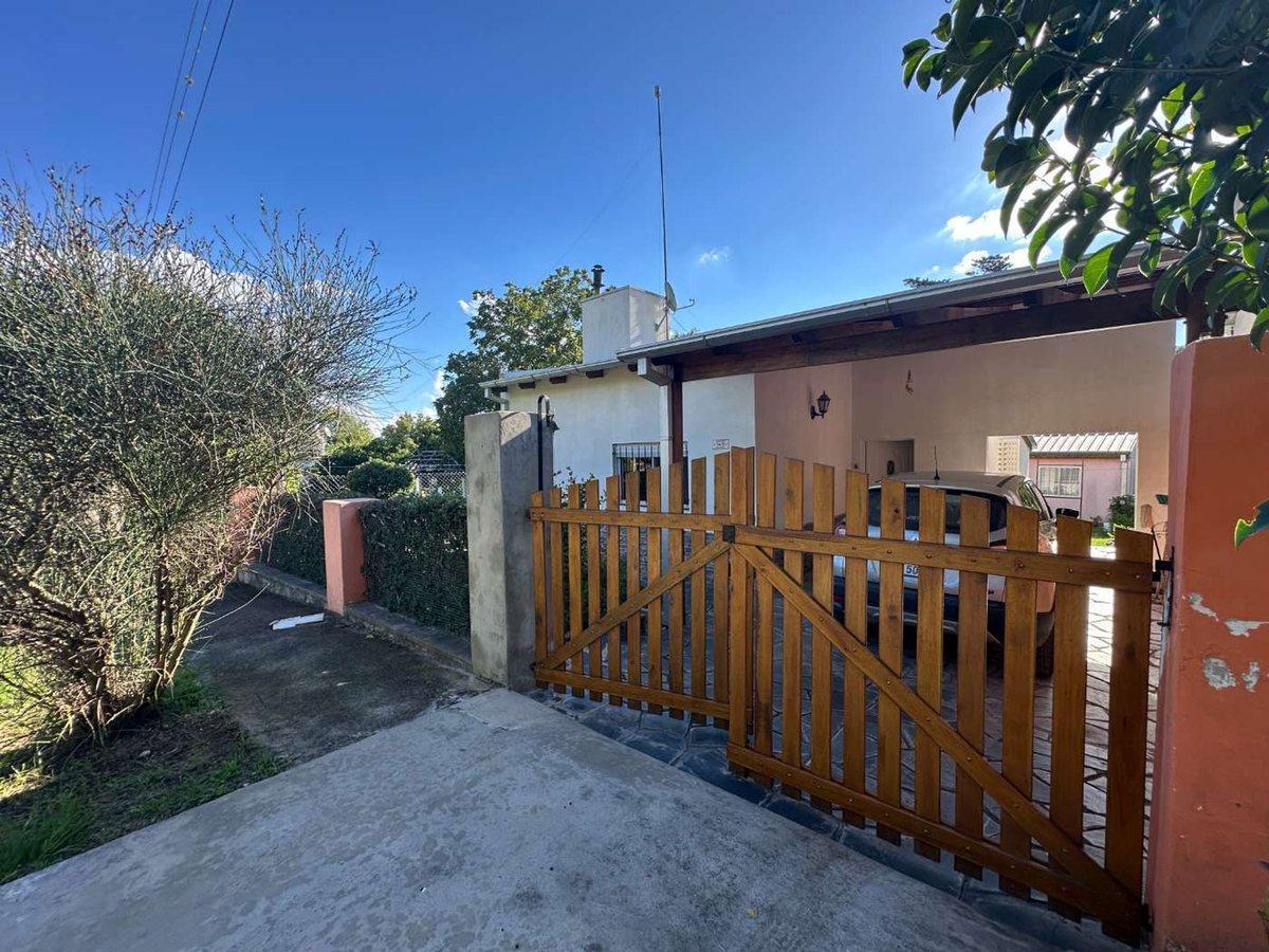 VENTA CASA 2 DORM HUERTA GRANDE ARROYO