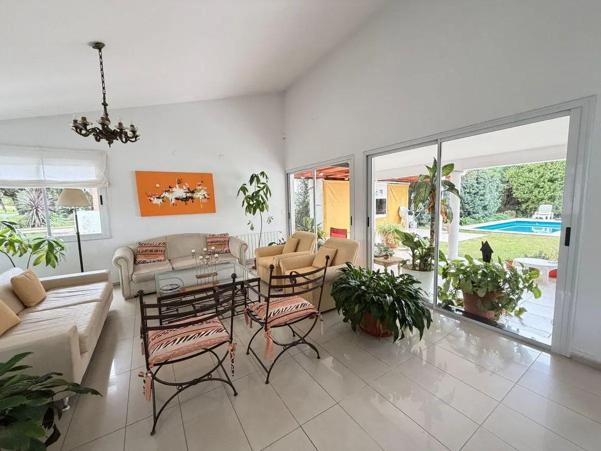 VENTA CASA 4 DORMITORIOS SAN ISIDRO VILLA ALLENDE 4