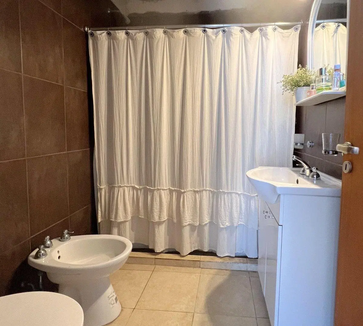 VENTA CASA 3 DORMITORIOS COCHERA PILETA V CABRERA 3