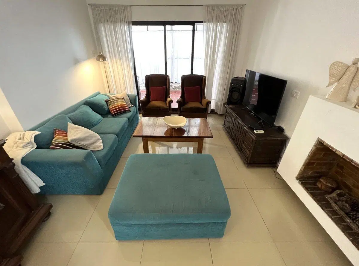 VENTA CASA 3 DORMITORIOS COCHERA PILETA V CABRERA 5