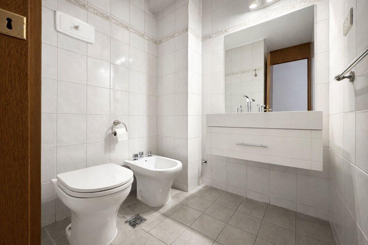 Foto de VENTA LUMINOSO PISO CON COCHERA NVA CORDOBA, imagen 2