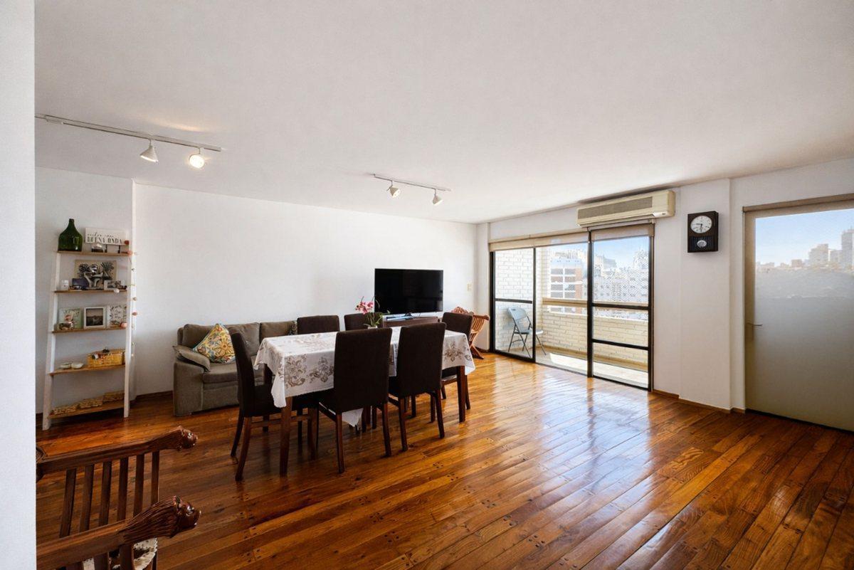 Foto de VENTA LUMINOSO PISO CON COCHERA NVA CORDOBA, imagen 3