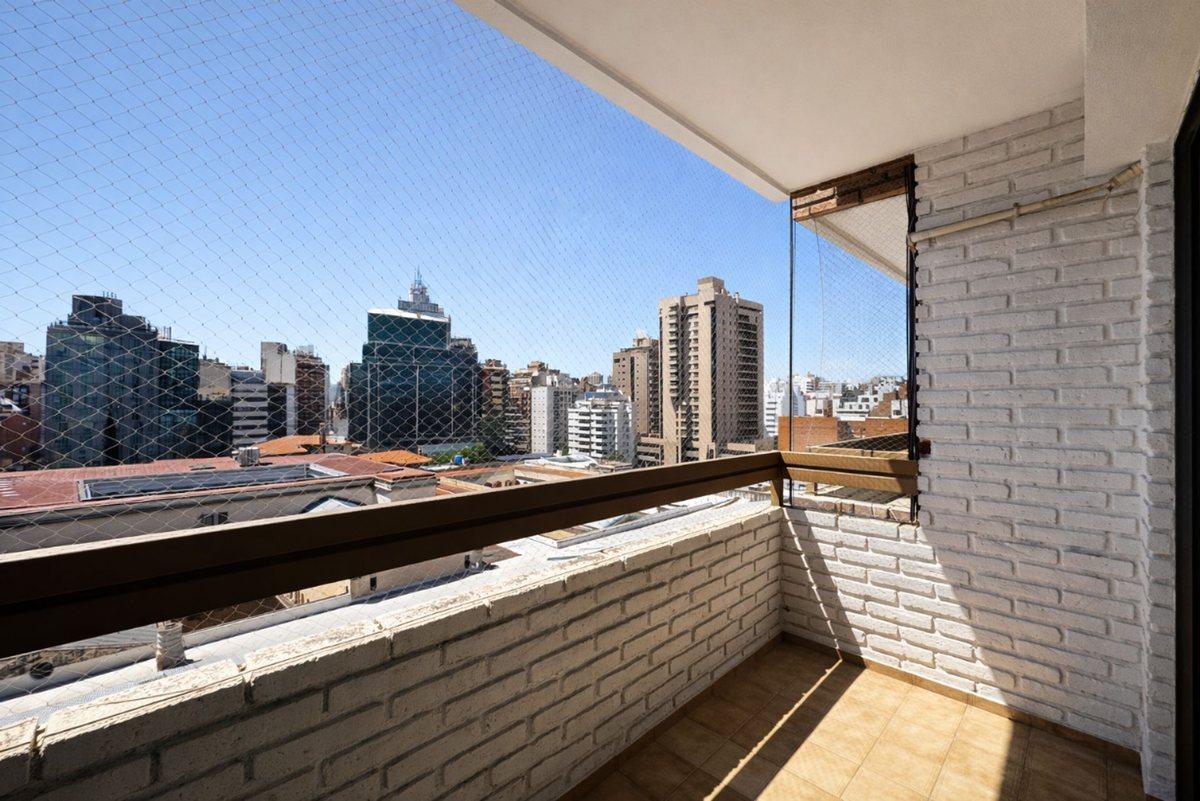 Foto de VENTA LUMINOSO PISO CON COCHERA NVA CORDOBA, imagen 5